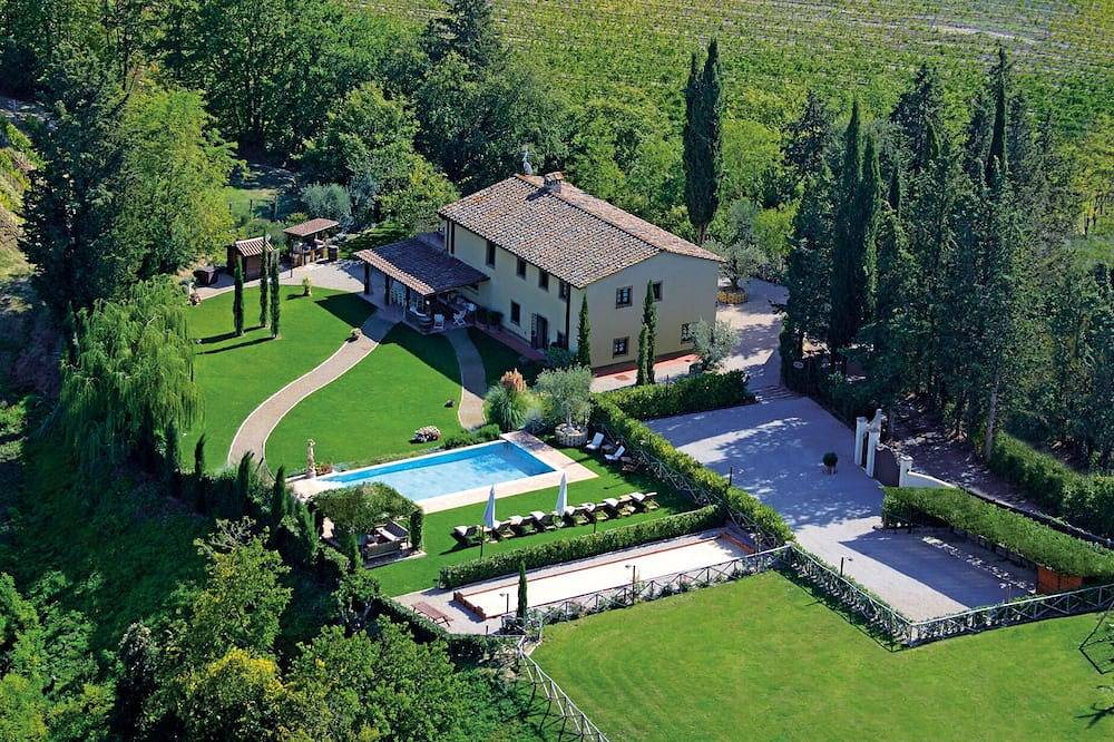 Villa Con Piscina per 12 Persone in San Gimignano, Siena e dintorni