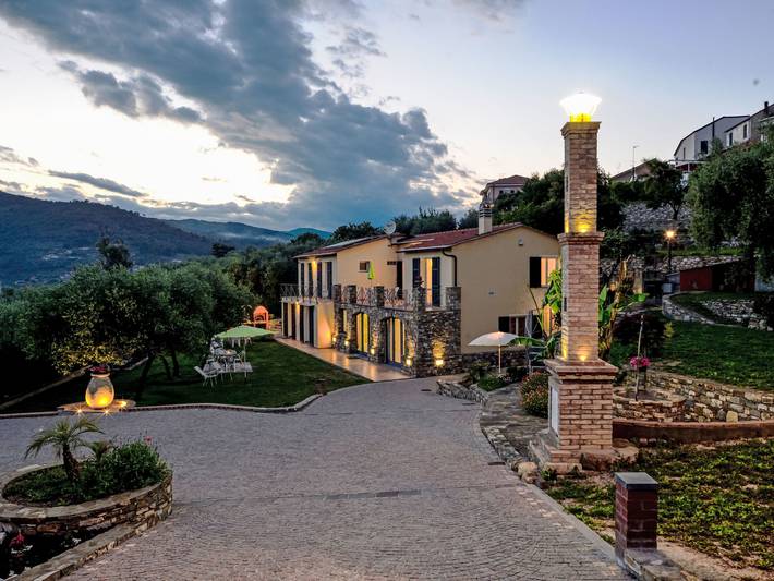 Appartement de vacances pour 6 personnes, avec vue ainsi que balcon et jardin