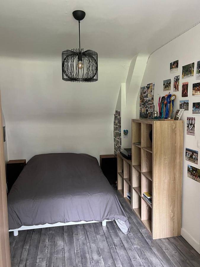 Location de vacances pour 6 personnes, avec vue ainsi que piscine et terrasse, animaux acceptés à Saint-Nolff - 4