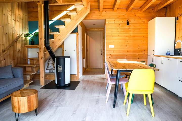 Gîte pour 4 personnes, avec terrasse ainsi que jardin et vue, animaux acceptés à Sailhan