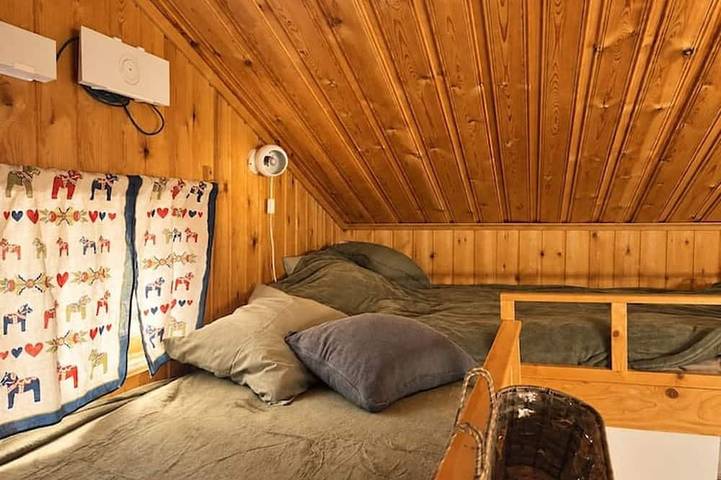 Gemütliche Wasserhütte mit holzbefeuerter Sauna in Orsa, Dalarna