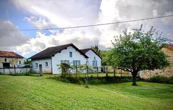Location de vacances pour 6 personnes, avec Terrasse à Saint-Front-la-Rivière