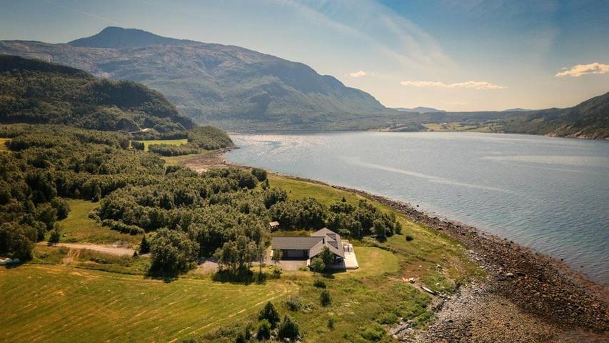 Villa for 6 people, with Balcony and Hot tub as well as Terrace and Sauna in Norway