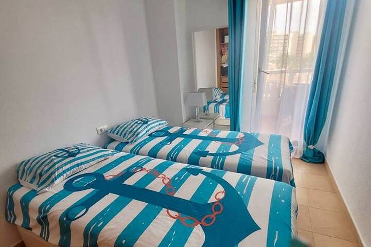 Ganze Wohnung, 2Br Ocean View Beach Apartment | Pool | La Manga in La Manga del Mar Menor, Cartagena