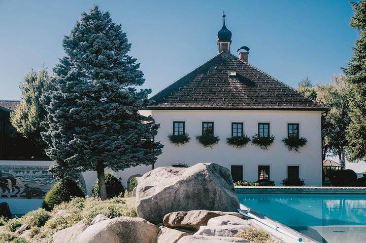 Bauernhof für 10 Personen, mit Pool und Whirlpool sowie Sauna und Garten
