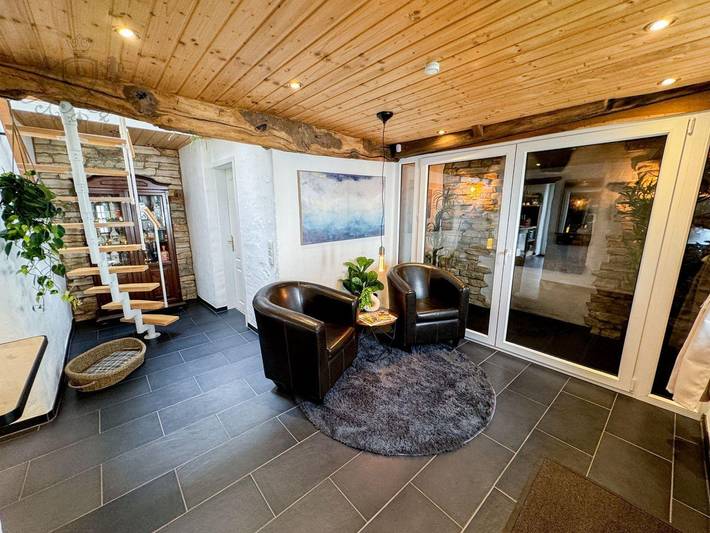 Ferienwohnung für 3 Personen, mit Sauna und Garten sowie Terrasse, kinderfreundlich in Feuerscheid