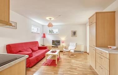 Ferienhaus für 4 Personen in Nonnevitz, Dranske, Bild 2