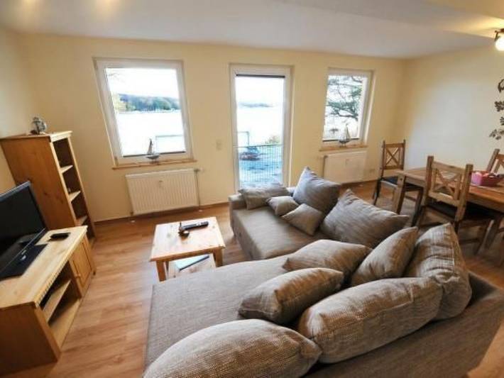 Ferienwohnung für 4 Personen, mit Terrasse in Neukloster - 2