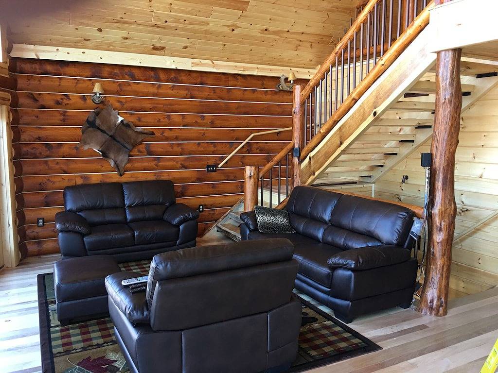 Brandneue Hütte für Kurzurlaub - 1 Meile von Devil's Lake und Close Dells in Devils Lake