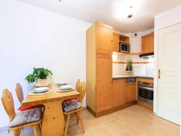 Gîte pour 4 personnes, avec terrasse et piscine à Vielle-Aure