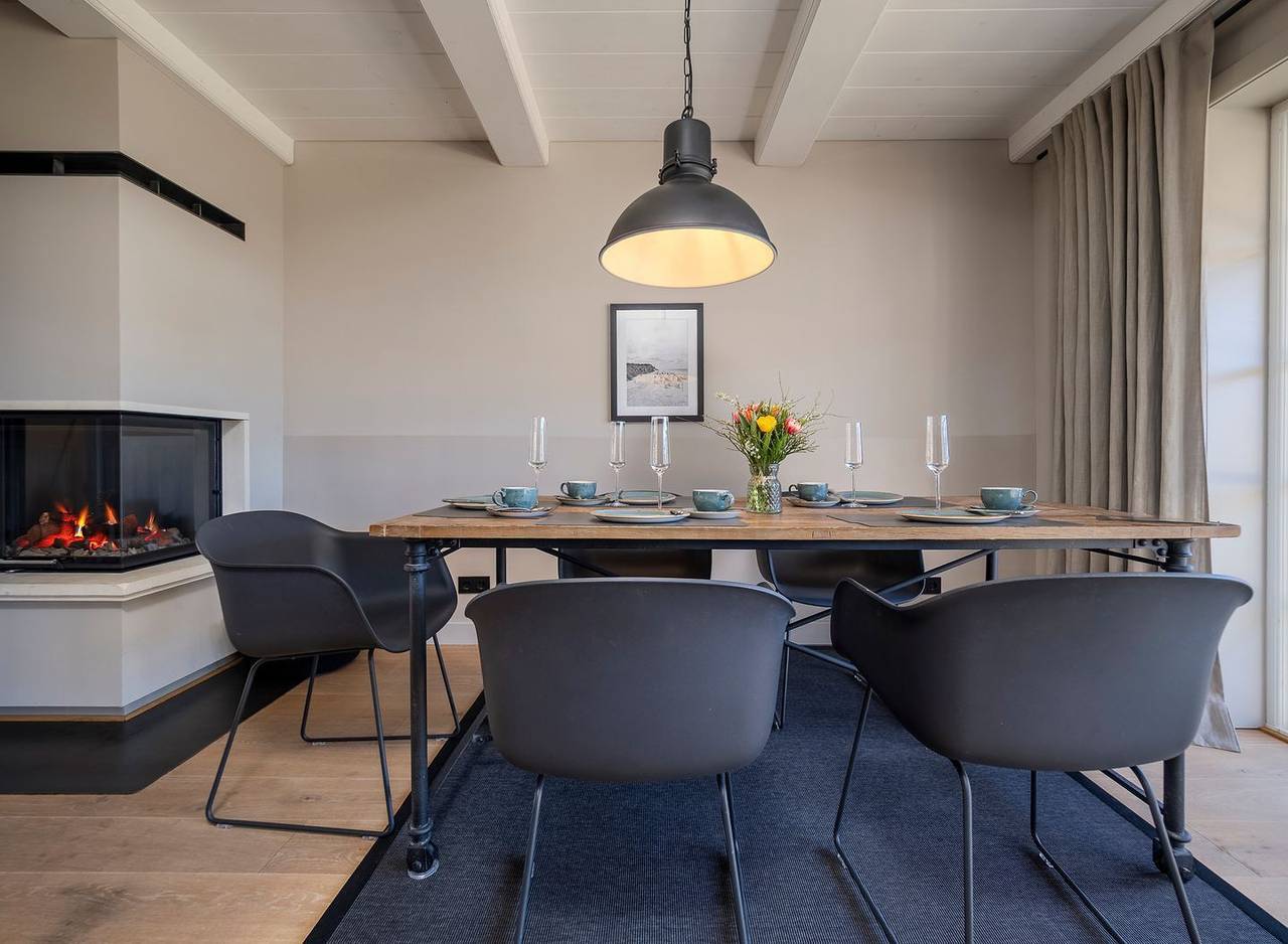 Exkl. Luxus-Hausteil unter Reet mit 4 Zimmern auf ca. 150 m², für bis zu 4 Pers. in Wenningstedt, Sylt