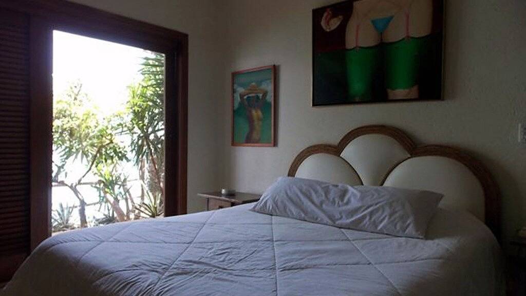 Wunderschönes Küstenhaus mit 4 Suiten mit Meerblick. 180. Kanalansicht in Cambaquara, Ilhabela