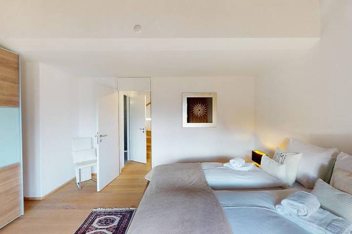 Ganze Wohnung, Maisonette mit Bergblick & Kamin in Lantsch/Lenz, Plessur Alpen