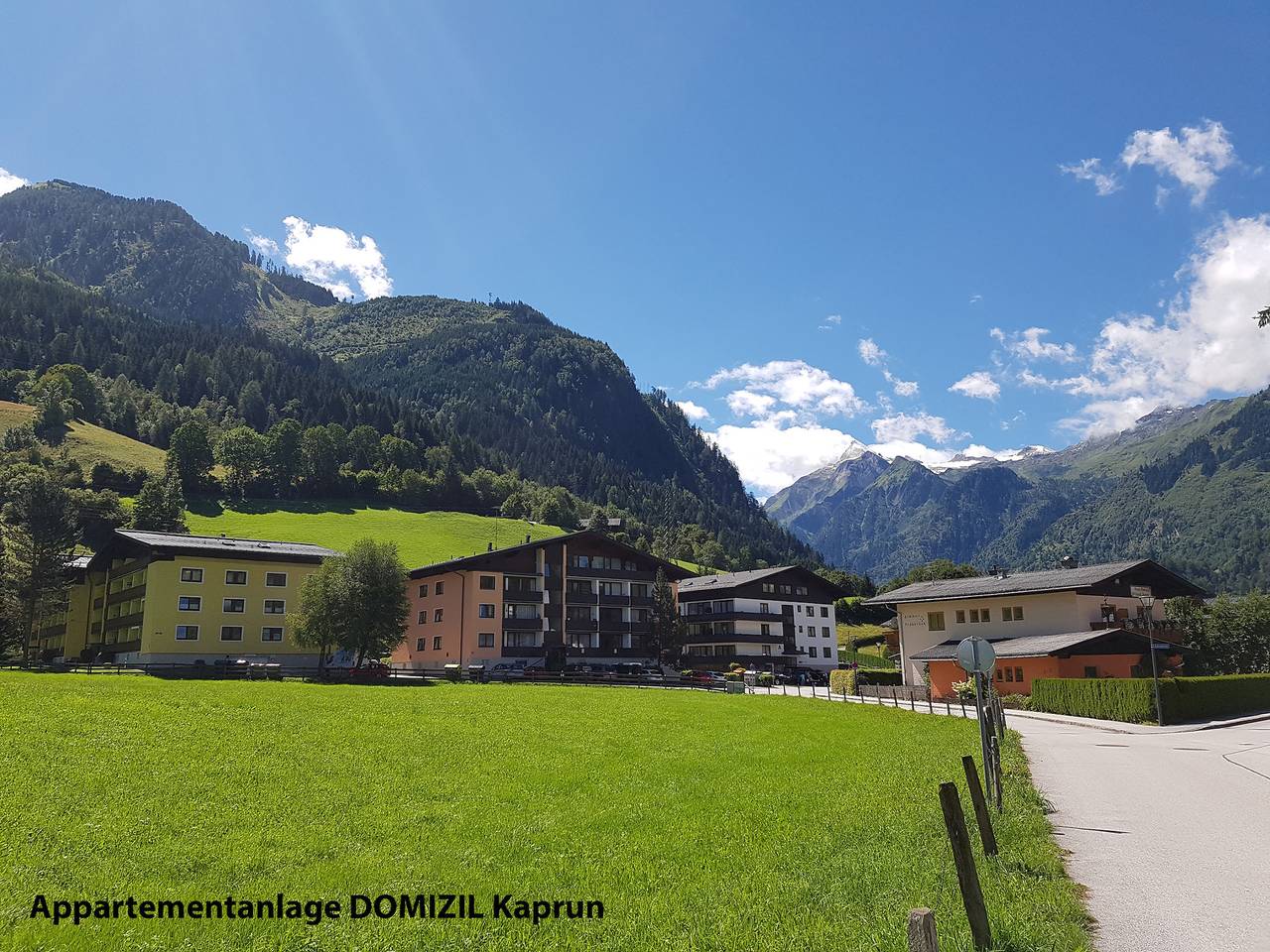 Ganze Wohnung, Domizil Alpine Retreat 15 with balcony in Kaprun, Pinzgau