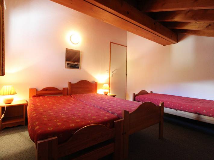 Ganze Wohnung, Ess028 - Gemütliche Wohnung für 7 Personen im Dorfzentrum, nahe der Pisten in Lanslevillard, Region Saint-Jean-de-Maurienne
