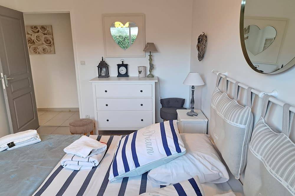 A 300 M Del Mar, Hermosa Casa 130 m2 Clasificada 4 * Luz, Residencial, Amplia in Agon-Coutainville, Coutances y alrededores