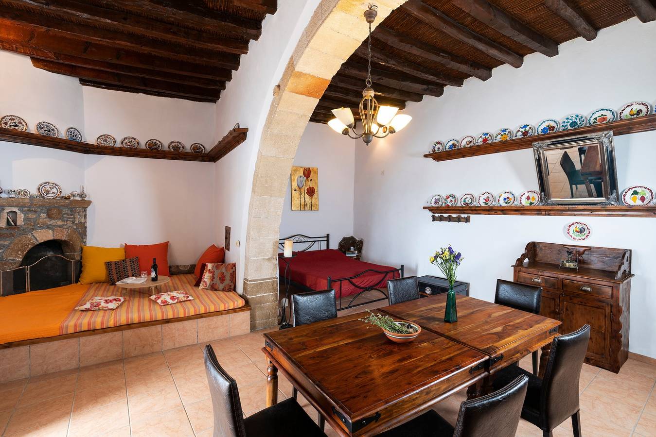 Holiday Home '1900's Traditional House in Asklipio' with Private Terrace, Wi-Fi and Air Conditioning in Asklipio, Rhodes