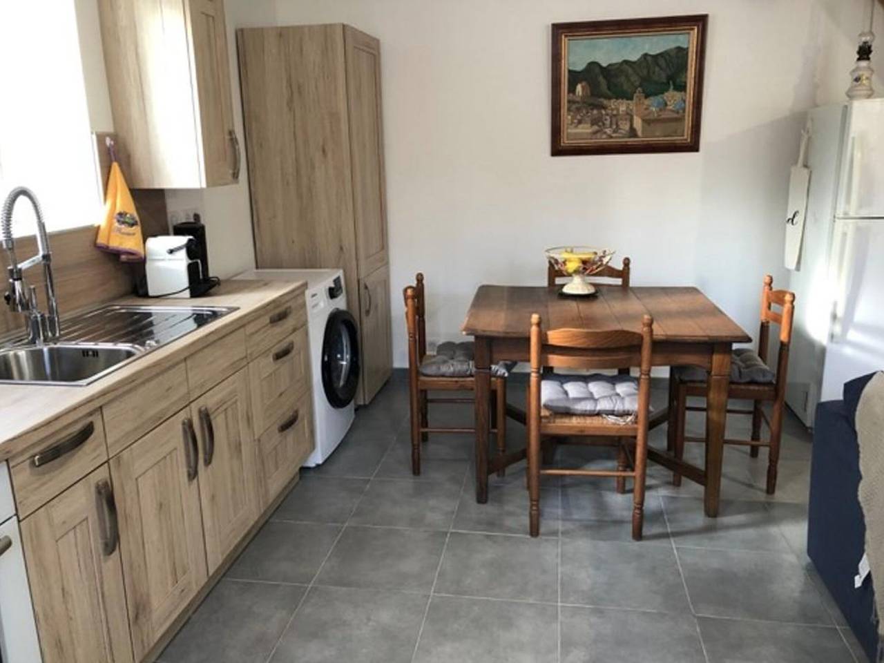 Encantadora Casa Rural en Auvernia con Mascotas in Bellenaves, Región de Montluçon