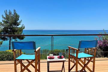 Gîte pour 8 personnes, avec jacuzzi et jardin dans Portinho da Arrábida