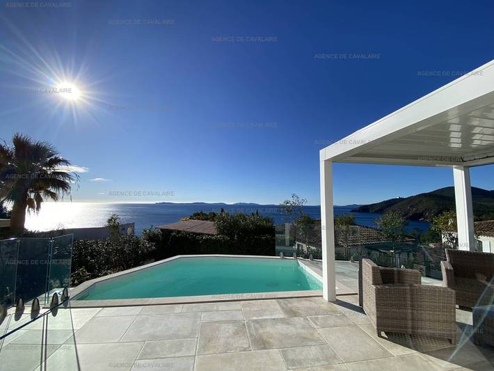 Villa pour 4 personnes, avec Terrasse et Piscine à Cavalaire-sur-Mer