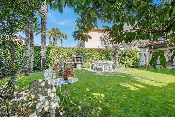 Ferienwohnung für 8 Personen, mit Terrasse, mit Haustier in Losone