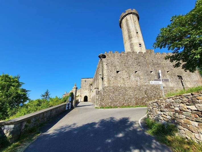 Appartamento per 6 persone, con Balcone e Terrazza nonché Panorama a Villafranca in Lunigiana