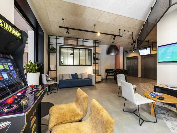 Hôtel pour 2 personnes, avec terrasse à Oullins - 4