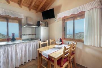 Vacation Rental for 4 Guests in Vallehermoso, La Gomera, Picture 4
