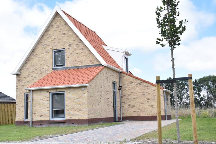 Location de vacances pour 6 personnes, avec terrasse et jardin dans Frise - 3