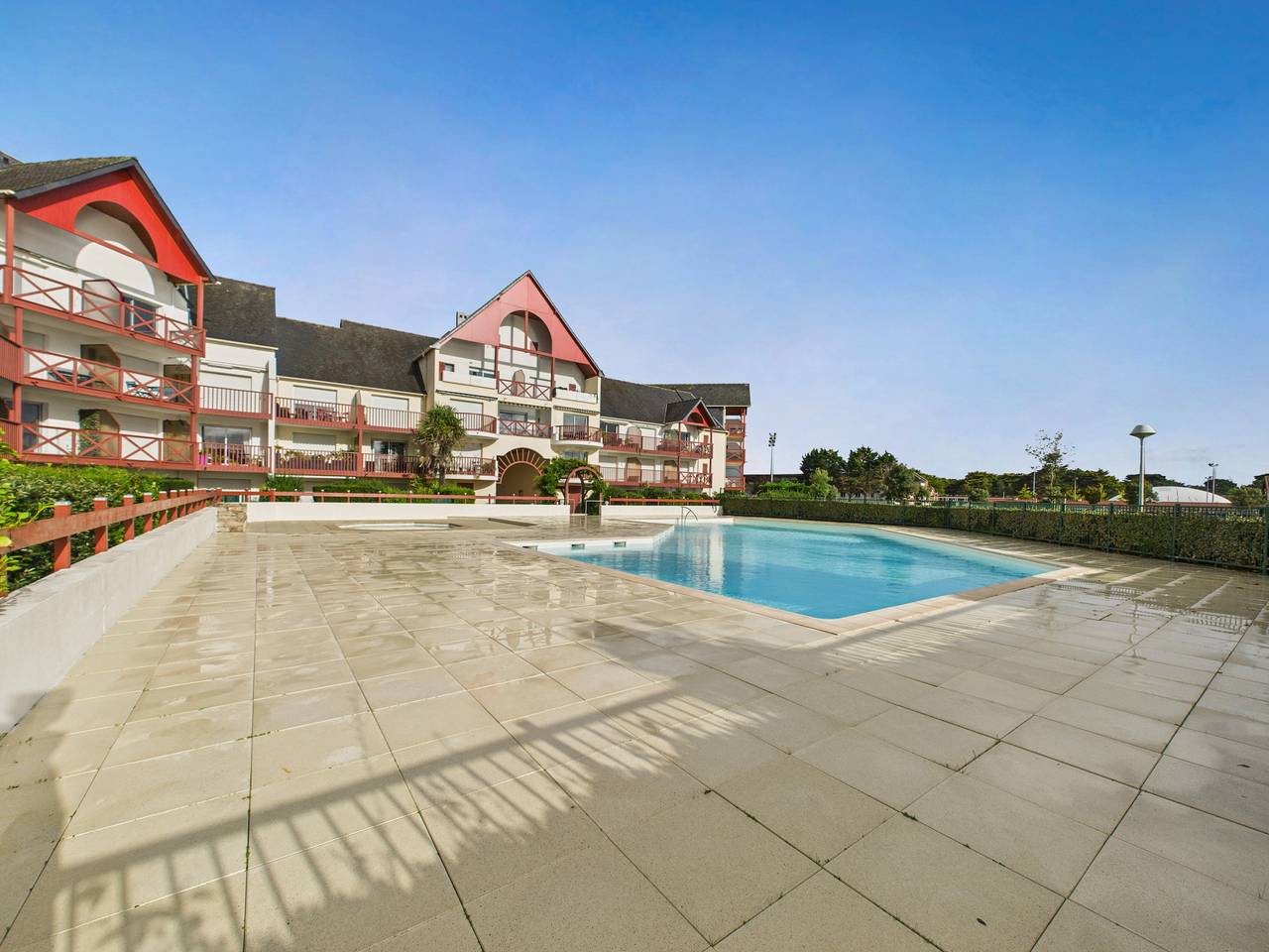Appartement entier, Appartement - balcon avec vue - piscine chauffée in Guérande, Côte d'Amour