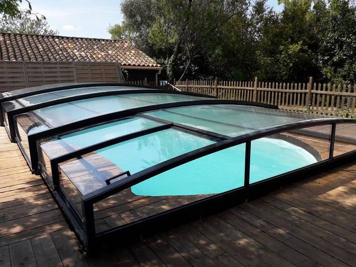 Location de vacances pour 8 personnes, avec piscine ainsi que vue et jardin, animaux acceptés à Puimisson - 4