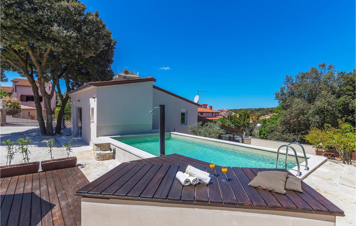 Ganze Ferienwohnung, Ferienwohnung für 5 Personen mit Terrasse in Medulin, Südküste Istrien