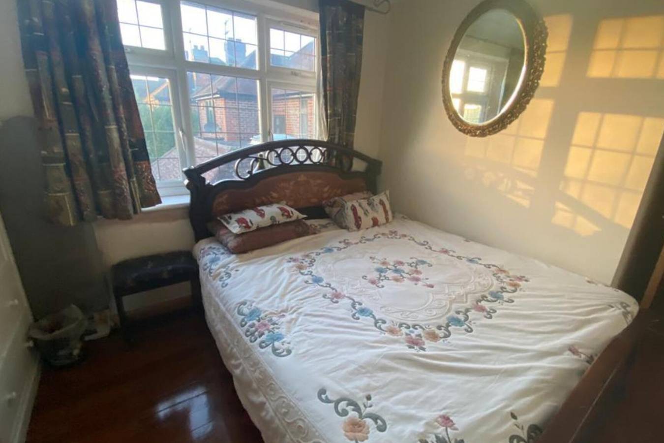 Apartment - Sleeps 4 - Parking - Balcony - Garden in High Wycombe, Chiltern Hills