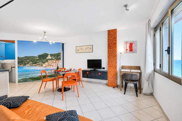Ganze Wohnung, Il Suono del Mare - Sea Front Apt and Pool in Capo Mimosa-Rollo, Cervo (Liguria)