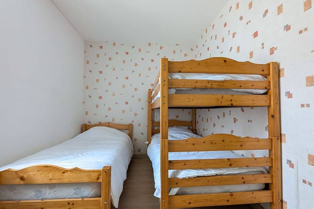 Gemütliches Ferienhaus in der Nähe von Châteauroux, ideal für Naturliebhaber und Angler in Neuillay-les-Bois, Châteauroux und Umgebung