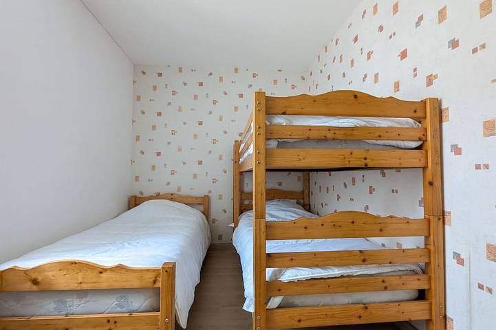 Gemütliches Ferienhaus in der Nähe von Châteauroux, ideal für Naturliebhaber und Angler in Neuillay-les-Bois, Châteauroux und Umgebung