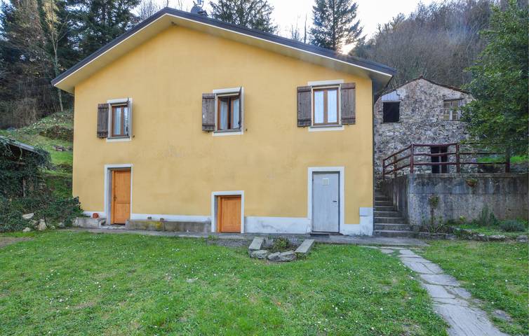 Casa vacanza per 4 persone a Varese Ligure