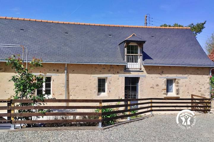 Gîte pour 6 personnes, avec piscine et jardin à Bouchamps-lès-Craon