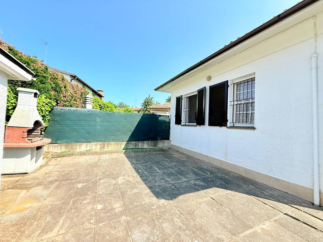 Gewächshaus im Erdgeschoss, 2 Gärten in Province de Ferrare