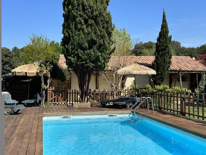 Gîte pour 10 personnes, avec terrasse ainsi que jardin et piscine à Sanguinet - 3