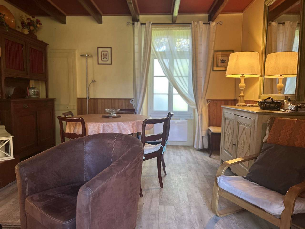 Quiet 3-Bedroom House, 6 Guests, 350m from Beach, Private Garden & Parking in L'Épine, Noirmoutier