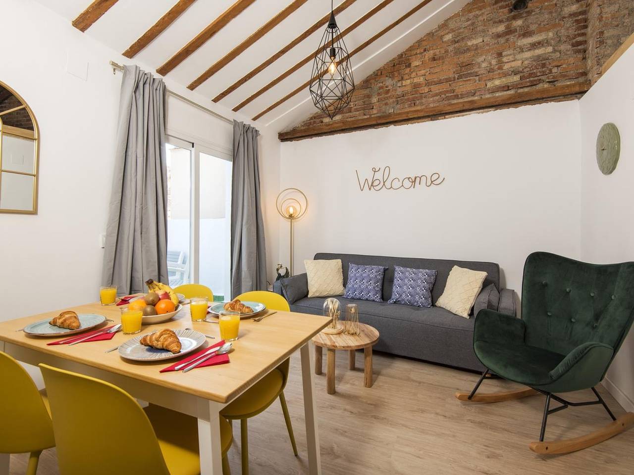 Entire holiday apartment, Apartment Málaga tour Museums, next to Plaza de la Merced in Malaga Centro Historico, Malaga