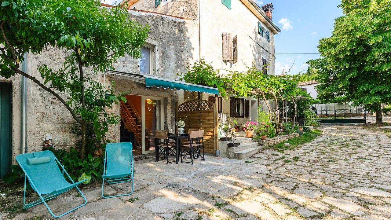 Ganze Ferienwohnung, Ferienwohnung für 4 Personen (50 m²) in Červar-porat in Červar-Porat, Cervar