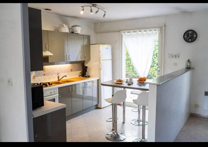 Location de vacances pour 4 personnes, avec Terrasse à Mions - 2