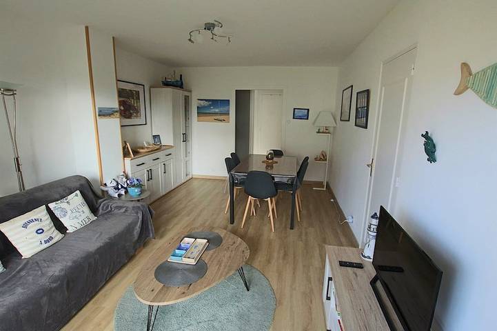 Appartement entier, Appartement en copropriété avec terrasses proche des plages du débarquement in Ouistreham, Région de Caen