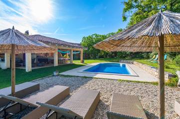 Villa für 18 Personen in Žminj, Zentralistrien, Bild 4