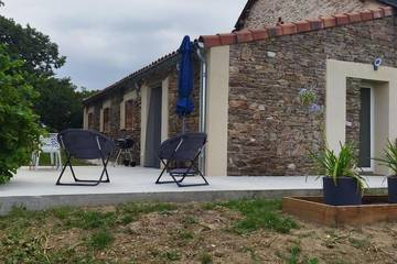 Gîte pour 2 personnes, avec terrasse à Andouque
