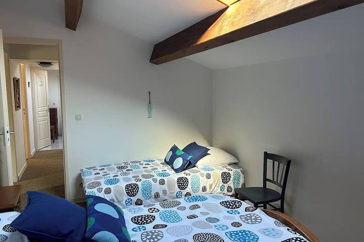 Location de vacances pour 8 personnes, avec jardin à Le Thou - 2