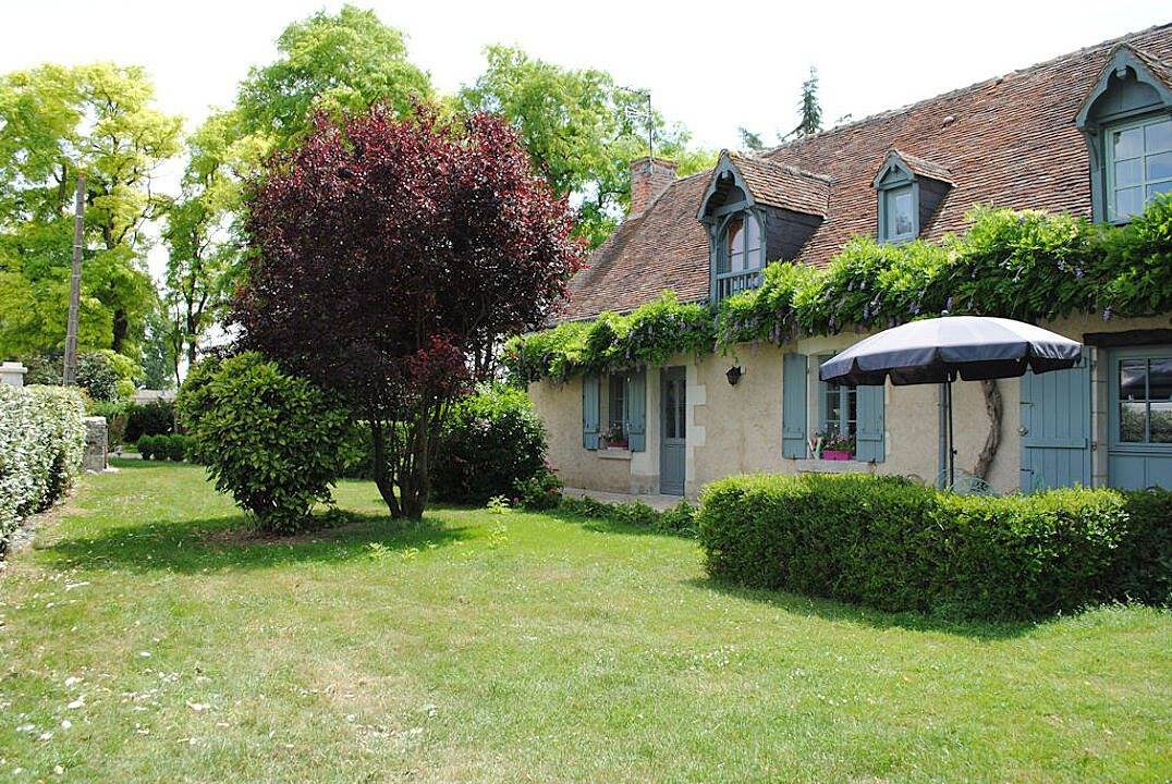 Au Domaine de Montouvrin - Chambre Papillons in Tauxigny, Vallée de la Loire