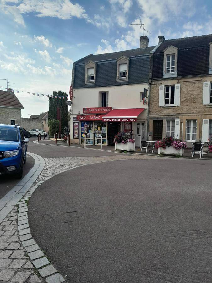 Gîte pour 4 personnes, avec terrasse, animaux acceptés à Bernières-sur-Mer - 2